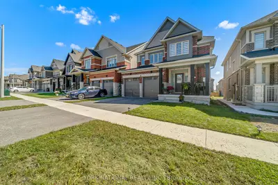 32 Copperhill Heights E, Barrie, On L9j 0l1