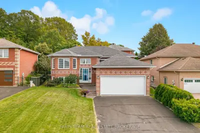 4 Charles Street, Penetanguishene, On L9m 2g6