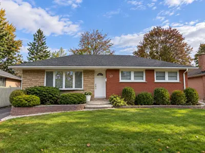 37 Downsview Drive Main Floor, Barrie, On L4m 4p9