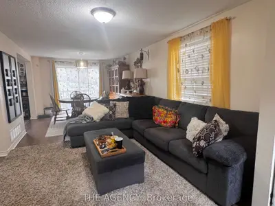 18 Srigley Street, Barrie, On L4n 0l9