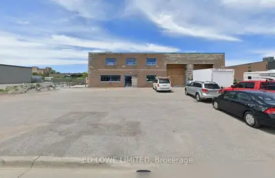 24 George Street, Barrie, On L4n 5n3