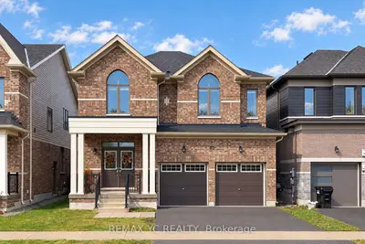 126 Durham Avenue, Barrie, On L9j 0w7