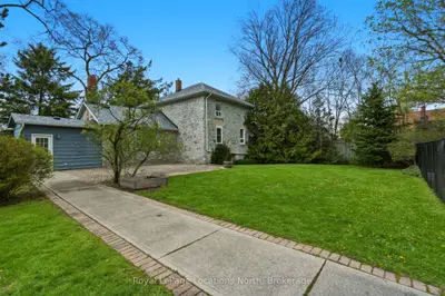 562 Cameron Street, Collingwood, On L9y 2j3