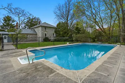 562 Cameron Street, Collingwood, On L9y 2j3