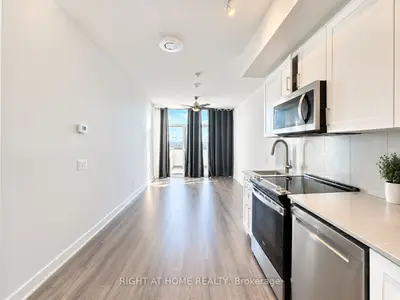 681 Yonge Street 708, Barrie, On L9j 0k1