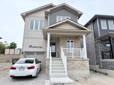 95 Flan Boulevard, Barrie, On L9j 0e1