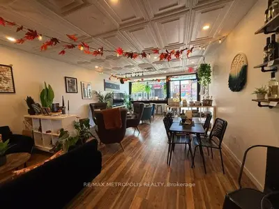 15 Dunlop Street W, Barrie, On L4n 1a1
