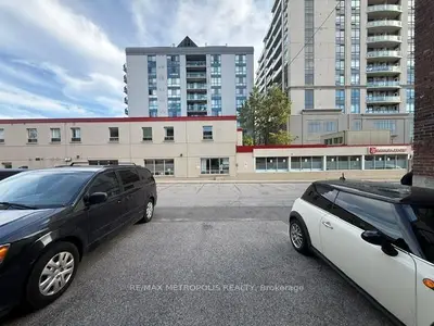 15 Dunlop Street W Back, Barrie, On L4n 1a1