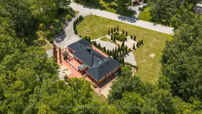 24 Woodland Crescent, Oro-medonte, On L4m 4y8