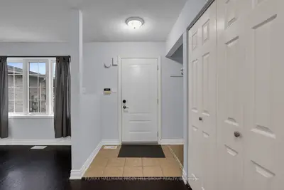 152 Madelaine Drive Upper, Barrie, On L4n 0n1