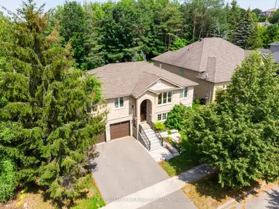 5 Grouse Glen, Barrie, On L4n 7z4