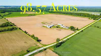 6830 3/4 Side Road, Clearview, On L0m 1g0