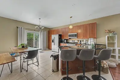 65 Jessica Drive Upper, Barrie, On L4n 5t3