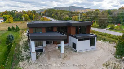 1 Meadowlark Way, Clearview, On L9y 0k1