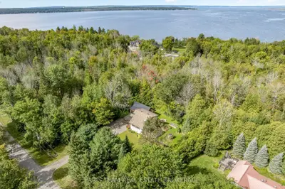172 Albin Road, Tay, On L0k 2c0