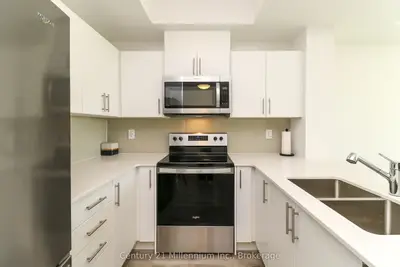 4 Kimberly Lane 306, Collingwood, On L9y 5t6