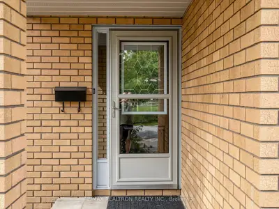 101 Chieftain Crescent, Barrie, On L4n 6j2