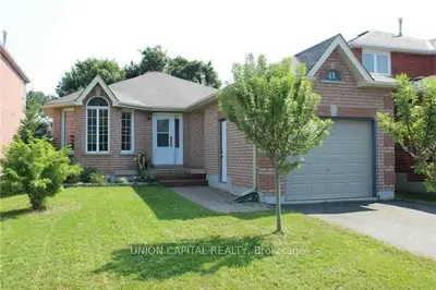41 MCVEIGH Drive, Barrie, ON L4N 7E3