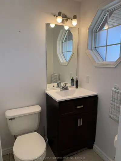 28 WEYMOUTH Road, Barrie, ON L4M 6R9