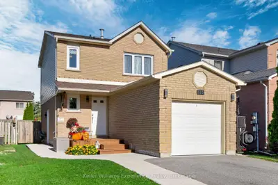 13 LINDSAY Court, Barrie, ON L4M 6G5