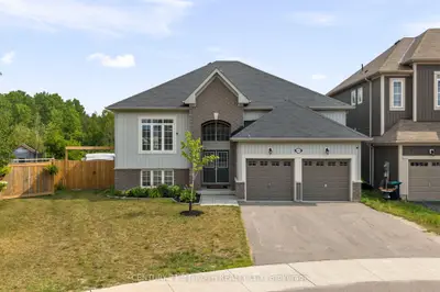 211 ROY Drive, Clearview, ON L0M 1S0
