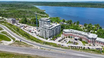 58 Lakeside Terrace 808, Barrie, On L4m 0l5