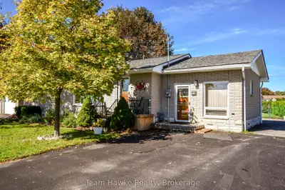 71 Edward Street, Penetanguishene, On L9m 1j8