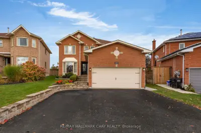 35 Grasett Crescent, Barrie, On L4n 6z8