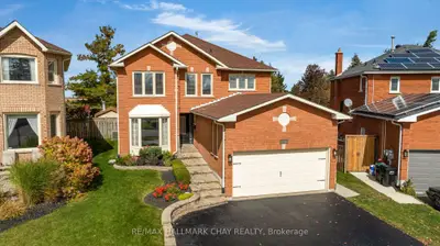 35 Grasett Crescent, Barrie, On L4n 6z8