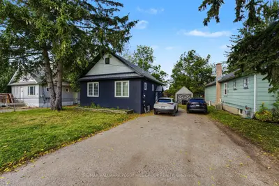 148 Penetang Street Lower, Barrie, On L4m 1v8