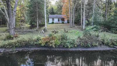 6571 Pioneer Village Lane, Ramara, On L0k 1w0
