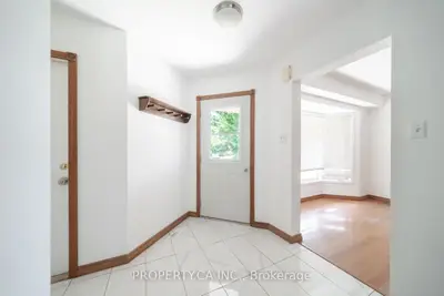 51 Leggott Avenue, Barrie, On L4n 8b1