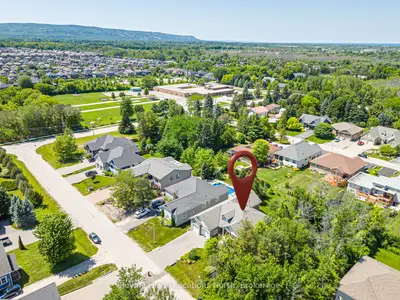 121 Mary Street, Collingwood, On L9y 0g4