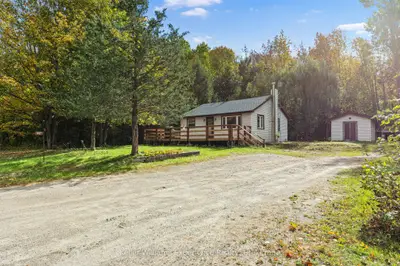597 Rue Lafontaine Road E, Tiny, On L9m 0s3