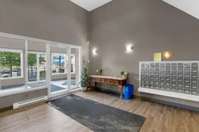 126 Bell Farm Road 414, Barrie, On L4m 6j3