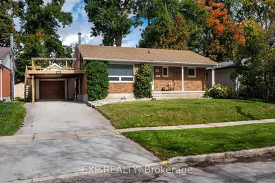 28 Alexander Avenue, Barrie, On L4m 2b4
