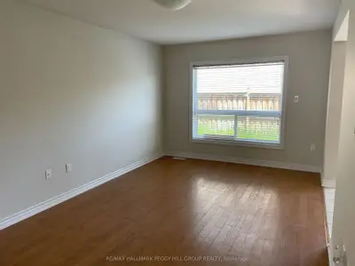 20 CREW Court, Barrie, ON L4N 5S4