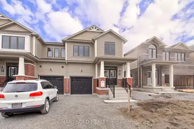15 Durham Avenue, Barrie, On L9j 0w7