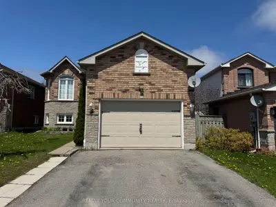 40 LESLIE Avenue, Barrie, ON L4N 9P1