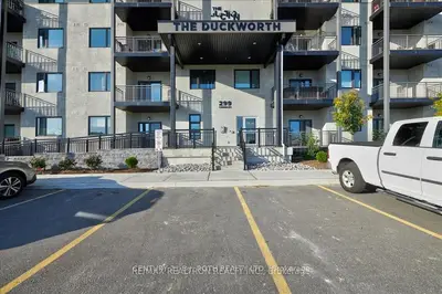 299 Cundles Road E 203, Barrie, On L4m 0k9
