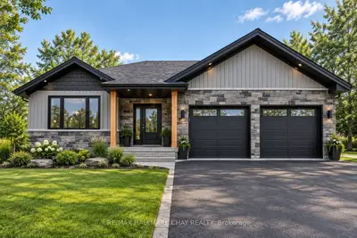 15 Carlton Street, Orillia, On L3v 6b4