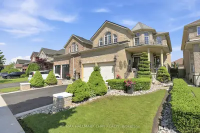 12 Parisian Crescent, Barrie, On L4n 0y9
