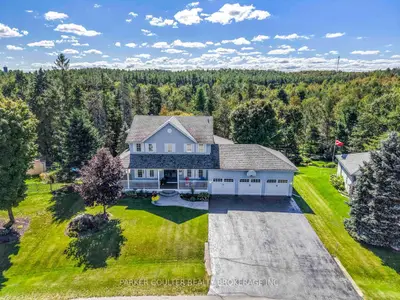 61 Davenport Drive, Springwater, On L0l 1v0