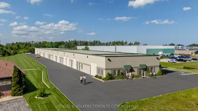 68 Hooper Road 108, Barrie, On L4n 8z9