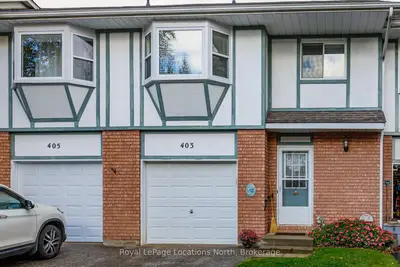 403 Thomas Street S 8, Clearview, On L0m 1s0