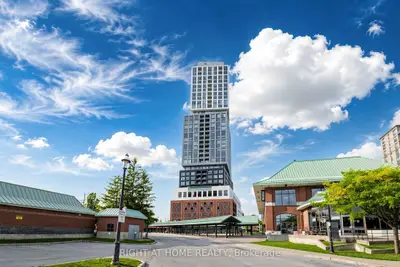 39 Mary Street 1809, Barrie, On L4n 1s9