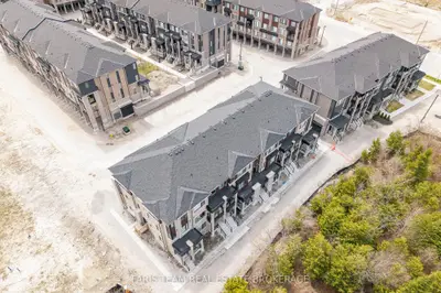 39 Appletree Lane, Barrie, On L9j 0p1