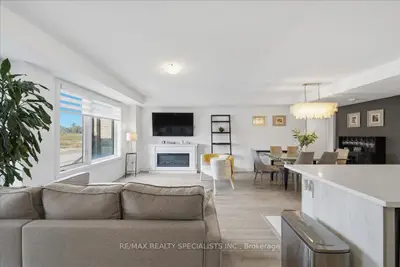 32 Magnolia Lane, Barrie, On L9j 0n9