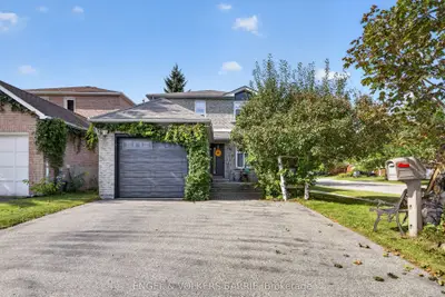 78 Wallace Drive, Barrie, On L4n 7e1