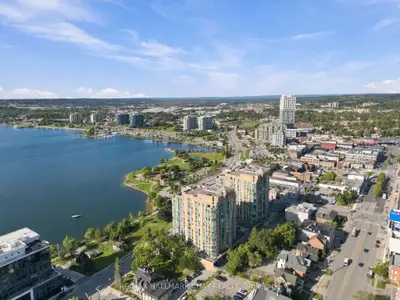 150 Dunlop Street E 710, Barrie, On L4m 6h1